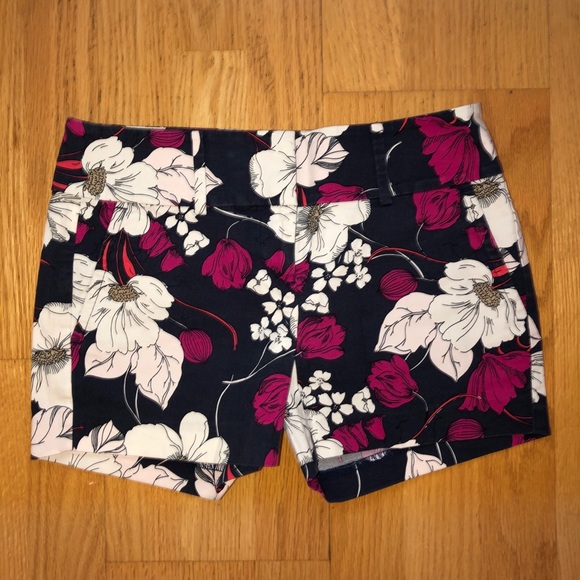 Ann Taylor dress shorts - Picture 2 of 4